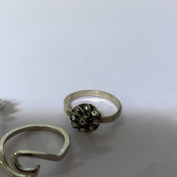 Three rings costume Jewelry - Picture 4 of 6